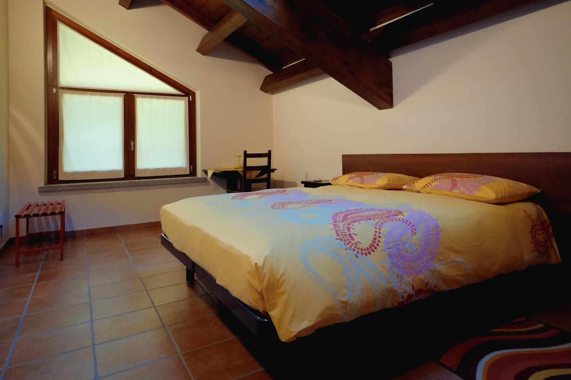 Agriturismo Altana Del Motto Rosso Gattico Экстерьер фото
